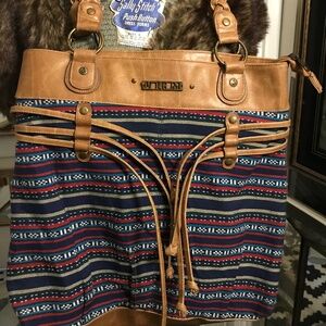 Gorgeous hobo tote
